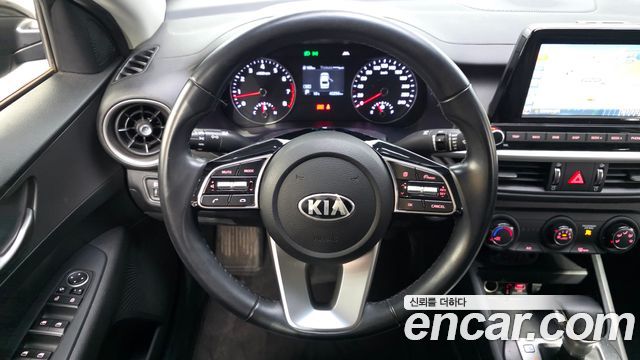 Kia K3 Standard 2021 — фото 15
