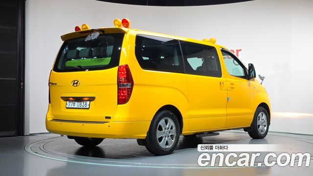 Hyundai Grand Starex School Bus LPi 2019 — фото 2