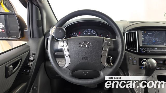 Hyundai Grand Starex School Bus LPi 2019 — фото 13