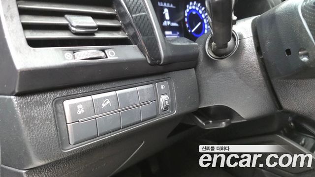 KG Mobility (SsangYong) Rexton Sports Diesel 2.2 2WD Prestige 2020 — фото 16