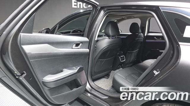 Kia K5 (III) 1.6 Turbo Prestige 2020 — фото 32