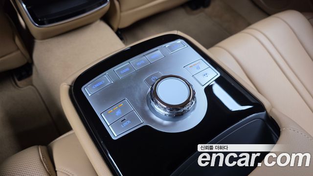 Genesis G80 (RG3) Gasoline 2.5 Turbo AWD 2025 — фото 17