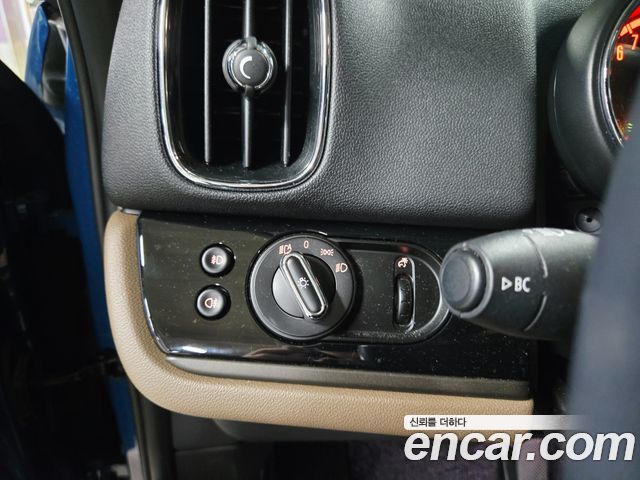 MINI Cooper Countryman HIGH 2nd 2019 — фото 19