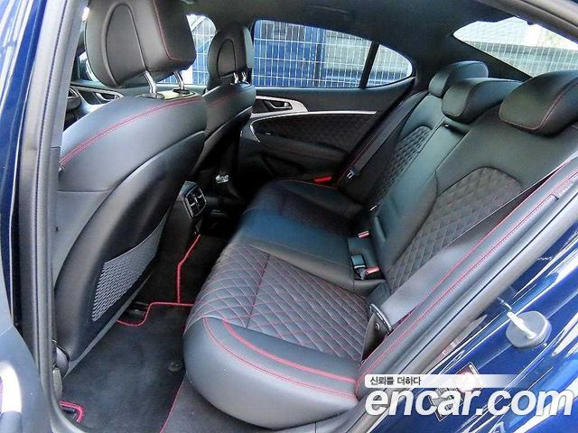 Genesis G70 2.0T Sport Package 2019 — фото 15