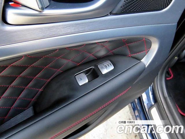 Genesis G70 2.0T Sport Package 2019 — фото 20