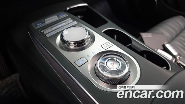 Genesis GV70 2.5T Gasoline 2WD 2022 — фото 9