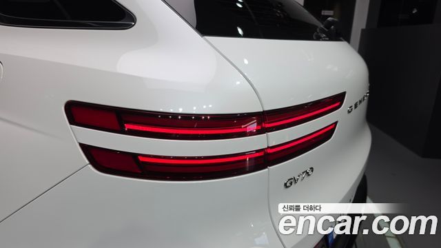 Genesis GV70 2.5T Gasoline 2WD 2022 — фото 23