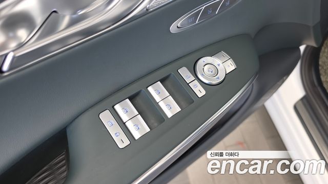 Genesis GV70 2.5T Gasoline 2WD 2022 — фото 28