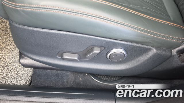Genesis GV70 2.5T Gasoline 2WD 2022 — фото 32