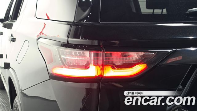 Chevrolet Traverse 3.6 AWD Redline 2020 — фото 23