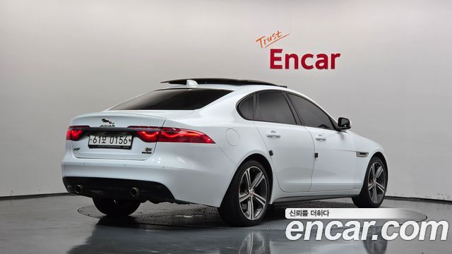 Jaguar XF (X260) 3.0 S AWD 2017 — фото 2