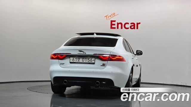 Jaguar XF (X260) 3.0 S AWD 2017 — фото 4