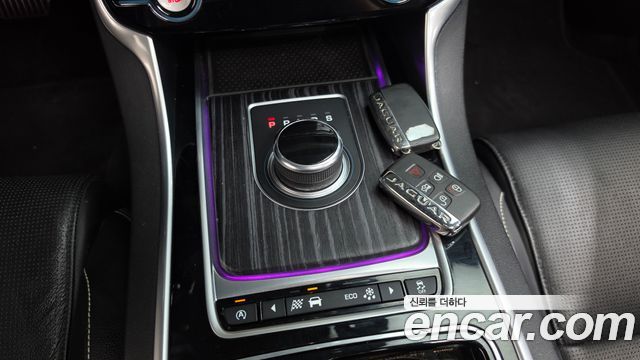 Jaguar XF (X260) 3.0 S AWD 2017 — фото 9