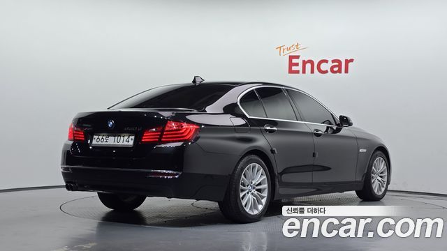 BMW 5 Series (F10) 520d xDrive Luxury Plus 2016 — фото 2