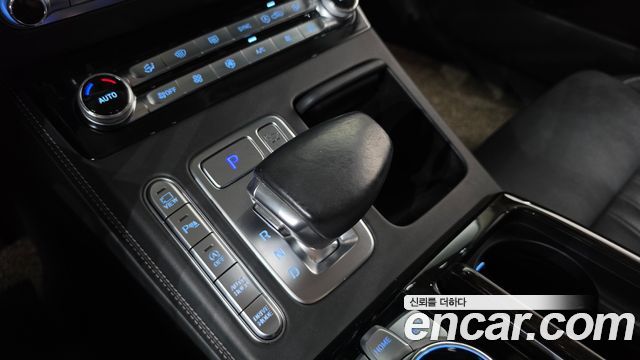 Genesis G90 3.8 AWD Premium Luxury 2019 — фото 9
