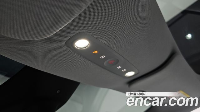 Tesla Model Y RWD 2025 — фото 16