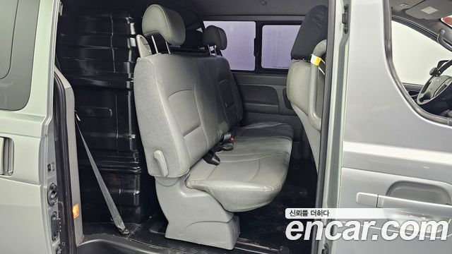 Hyundai Grand Starex 5-Seater VAN CVX Luxury 2015 — фото 11