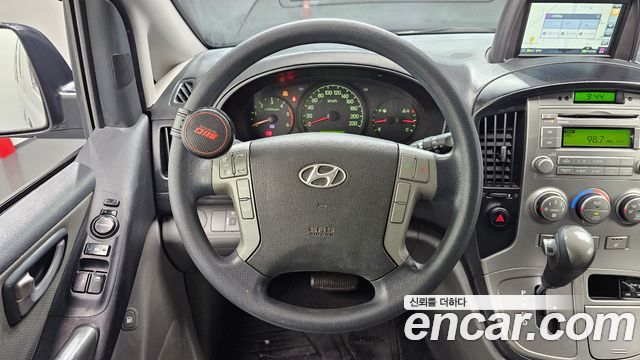 Hyundai Grand Starex 5-Seater VAN CVX Luxury 2015 — фото 13