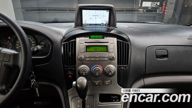 Hyundai Grand Starex 5-Seater VAN CVX Luxury 2015 — фото 14