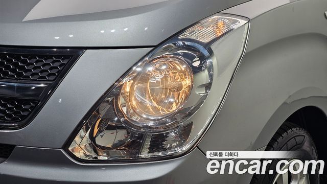 Hyundai Grand Starex 5-Seater VAN CVX Luxury 2015 — фото 22