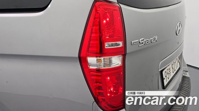 Hyundai Grand Starex 5-Seater VAN CVX Luxury 2015 — фото 23