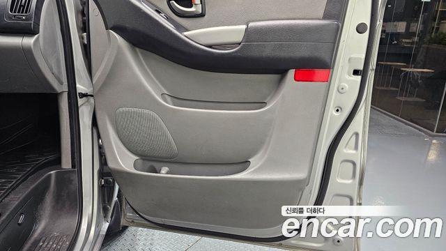 Hyundai Grand Starex 5-Seater VAN CVX Luxury 2015 — фото 25