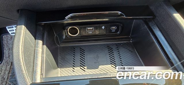 Kia Sportage (V) Gasoline 1.6 Turbo 2WD Signature 2023 — фото 9