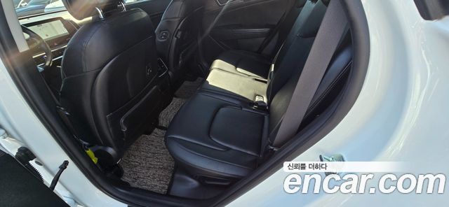 Kia Sportage (V) Gasoline 1.6 Turbo 2WD Signature 2023 — фото 19