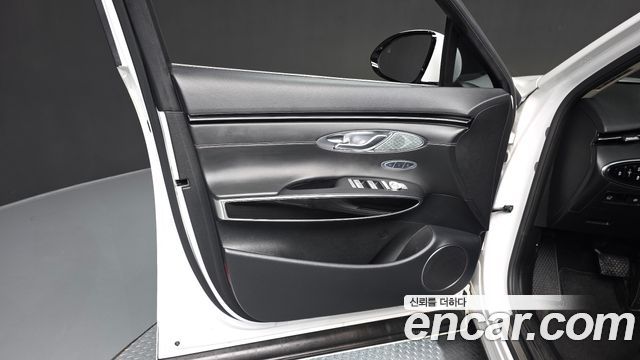 Genesis GV70 2.5T Gasoline 2WD 2021 — фото 24