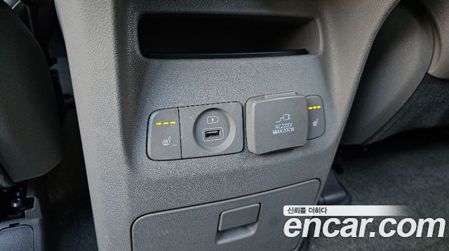 Kia Carnival 9-Seater Noblesse Special 2019 — фото 21