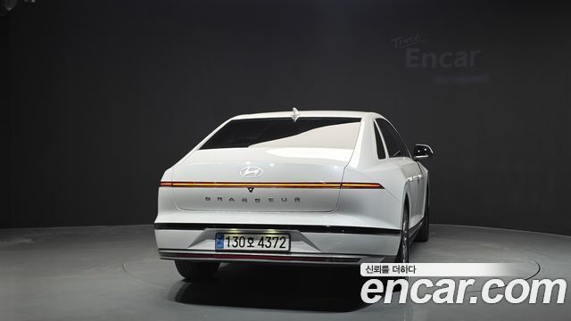 Hyundai Grandeur Hybrid (GN7) Exclusive 2023 — фото 4