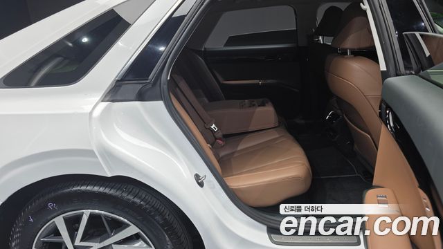 Hyundai Grandeur Hybrid (GN7) Exclusive 2023 — фото 12