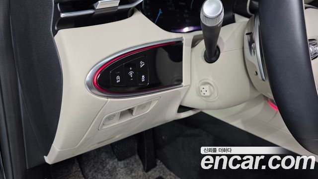 Genesis GV70 2.5T Gasoline 2WD 2023 — фото 24
