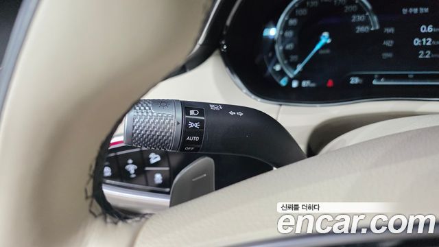 Genesis GV70 2.5T Gasoline 2WD 2023 — фото 33