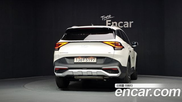 Kia Sportage Hybrid (V) Prestige 2WD 2023 — фото 4