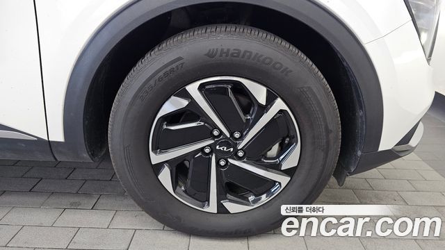 Kia Sportage Hybrid (V) Prestige 2WD 2023 — фото 21