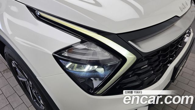 Kia Sportage Hybrid (V) Prestige 2WD 2023 — фото 22