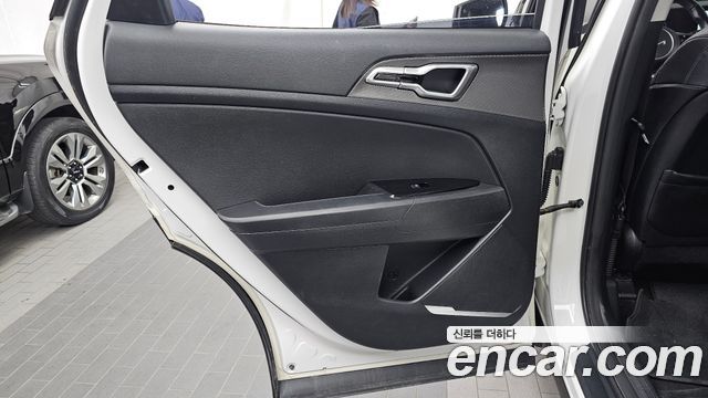 Kia Sportage Hybrid (V) Prestige 2WD 2023 — фото 25