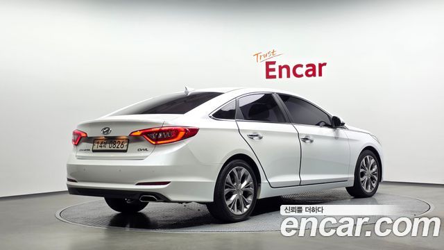 Hyundai Sonata (LF) 2.0 Premium 2017 — фото 2