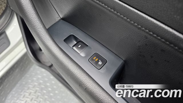 Hyundai Sonata (LF) 2.0 Premium 2017 — фото 22