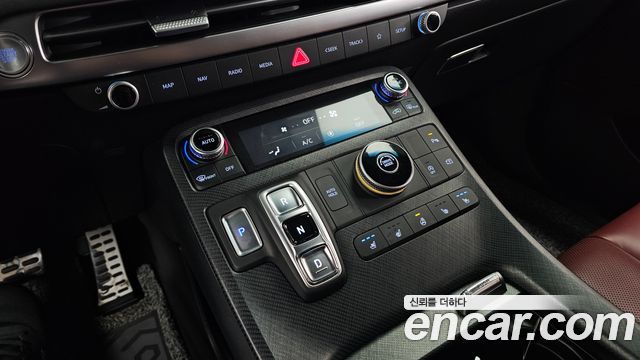 Hyundai Palisade Diesel 2.2 2WD Prestige 2023 — фото 9