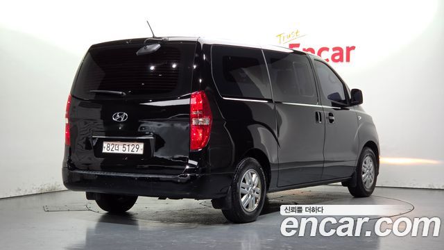 Hyundai Grand Starex Van 5-Seater Smart 2020 — фото 2