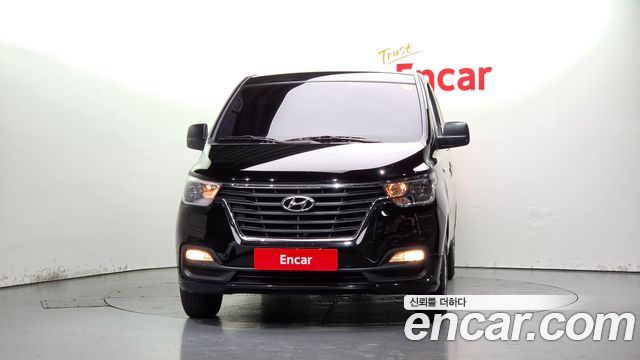 Hyundai Grand Starex Van 5-Seater Smart 2020 — фото 3