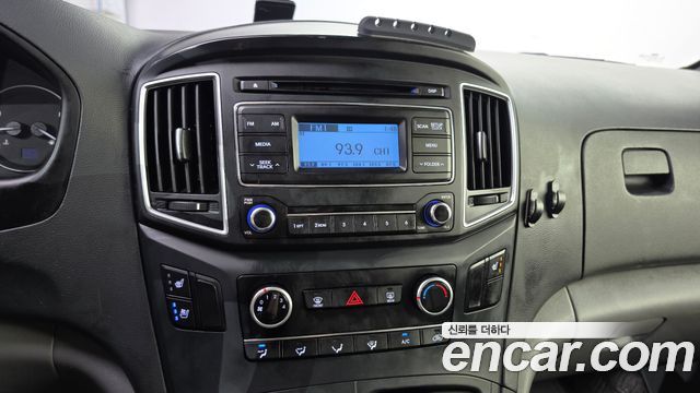 Hyundai Grand Starex Van 5-Seater Smart 2020 — фото 14