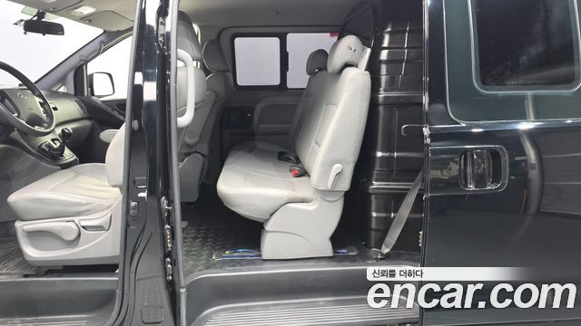 Hyundai Grand Starex Van 5-Seater Smart 2020 — фото 28