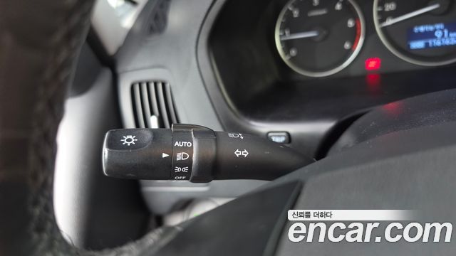 Hyundai Grand Starex Van 5-Seater Smart 2020 — фото 29