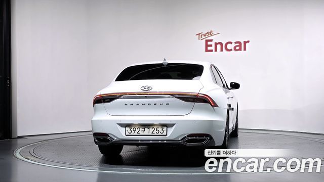 Hyundai Grandeur (IG) 3.0 LPi Rent Car Premium 2023 — фото 4