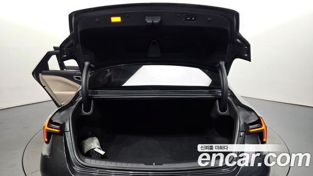 Kia K8 2.5 Gasoline 2WD Noblesse 2025 — фото 18