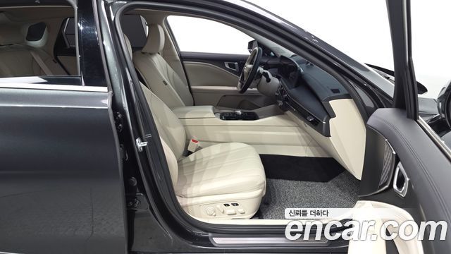 Kia K8 2.5 Gasoline 2WD Noblesse 2025 — фото 26