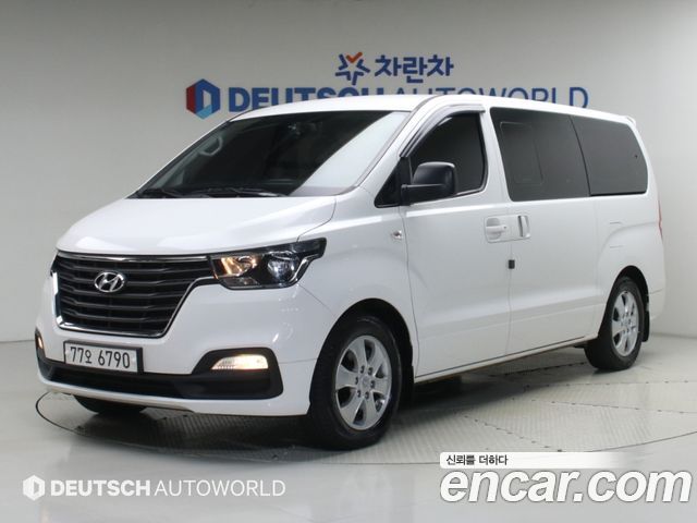 Hyundai Grand Starex Wagon 12-Seater Modern